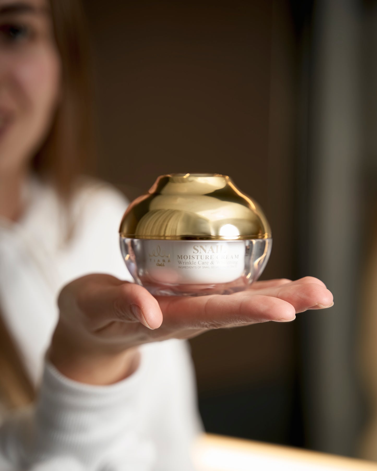 CREMA REAFIRMANTE - HIDRATANTE TIARA GOLD PREMIUM .